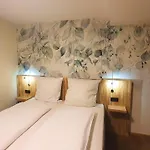 Der Hoefener Garten Hotel 3*