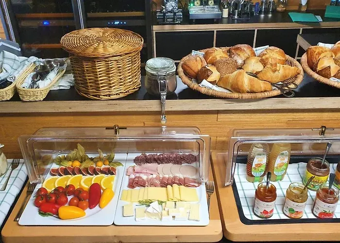 Der Hoefener Garten 酒店 3*